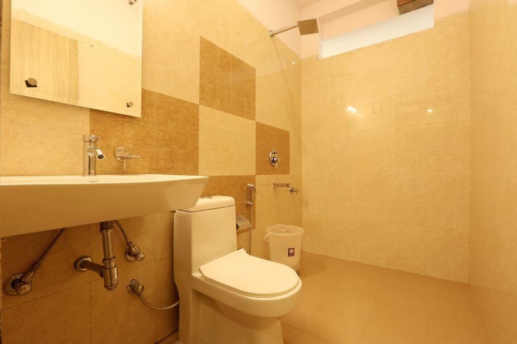 Hotel Wti Airport Grand Delhi New Delhi Exterior photo